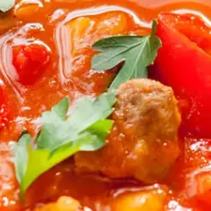 Jak zrobić dobrą zupę gulaszową: 9 sekretów idealnego smaku