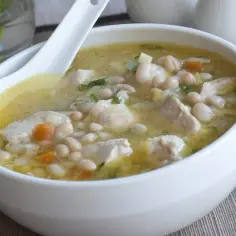 Pyszna zupa fasolowa krok po kroku: Sekretny przepis babci na idealny obiad