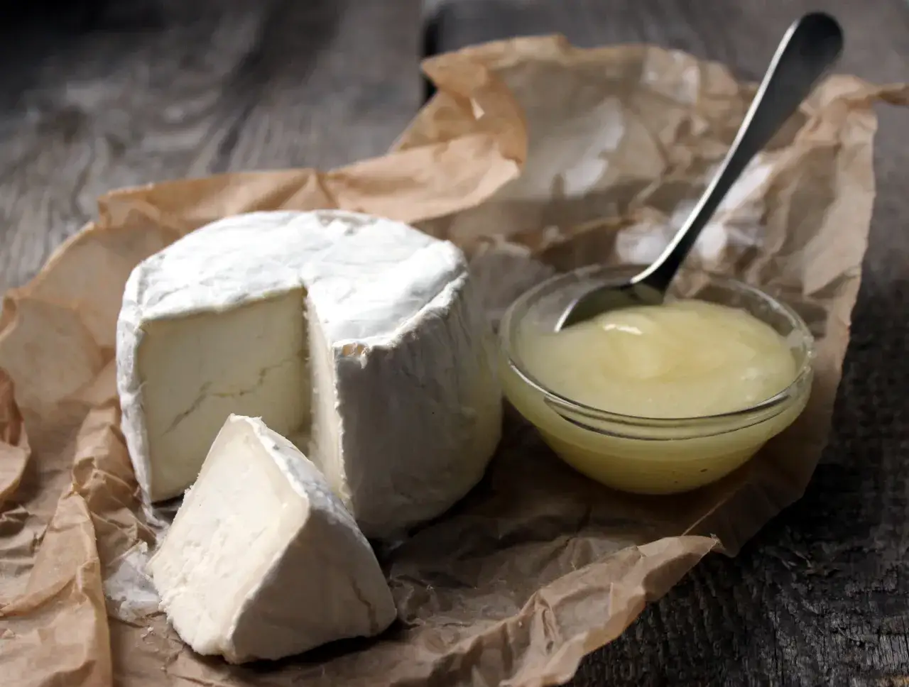 Zdjęcie Jaki ser do sałatki? Poznaj najlepsze wybory dla wyśmienitych smaków
