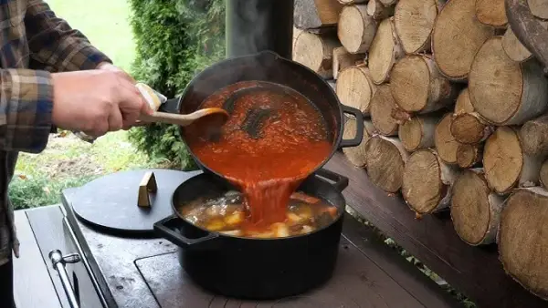 Pyszna zupa ogonowa krok po kroku. Sekretny przepis mojej babci, który zachwyci każdego